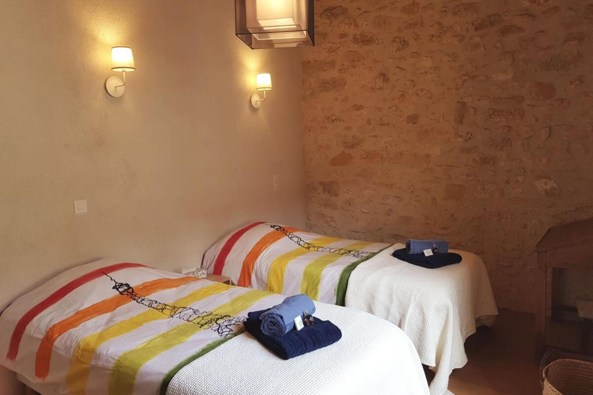 Monpazier Situation Ideale Lumineux Terrasse Luaran gambar